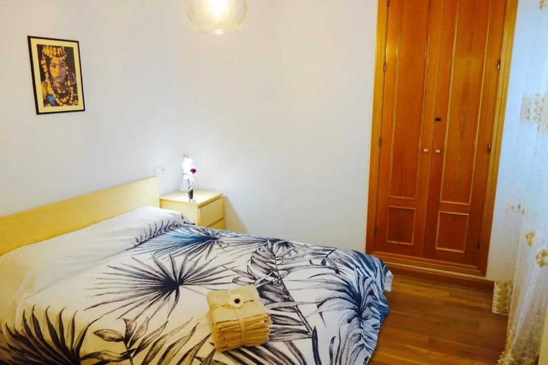 Pedestrian Historical Center, Plaza Uncibay ! Apartment Malaga Spain