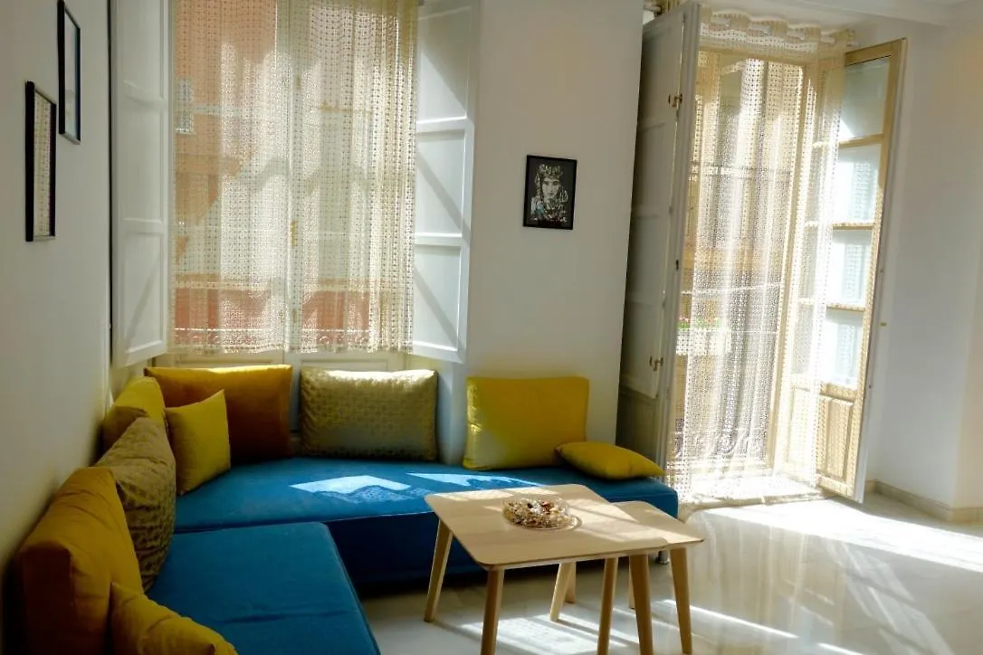 Pedestrian Historical Center, Plaza Uncibay ! Apartment Malaga 0*,  Spain