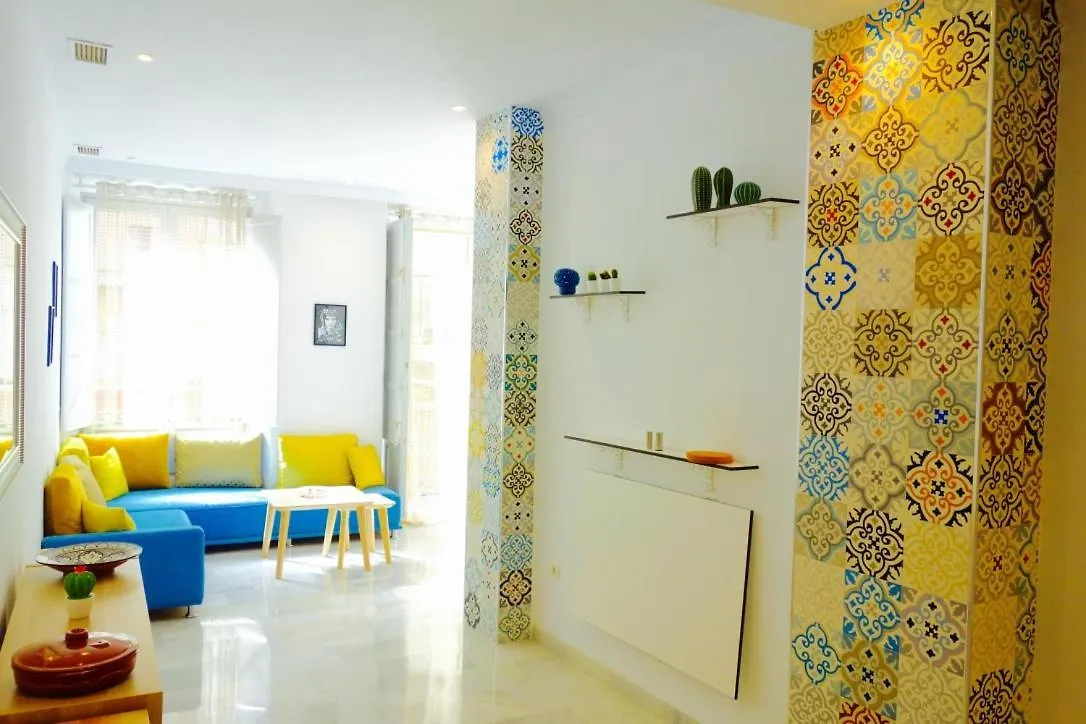 Pedestrian Historical Center, Plaza Uncibay ! Apartment Malaga